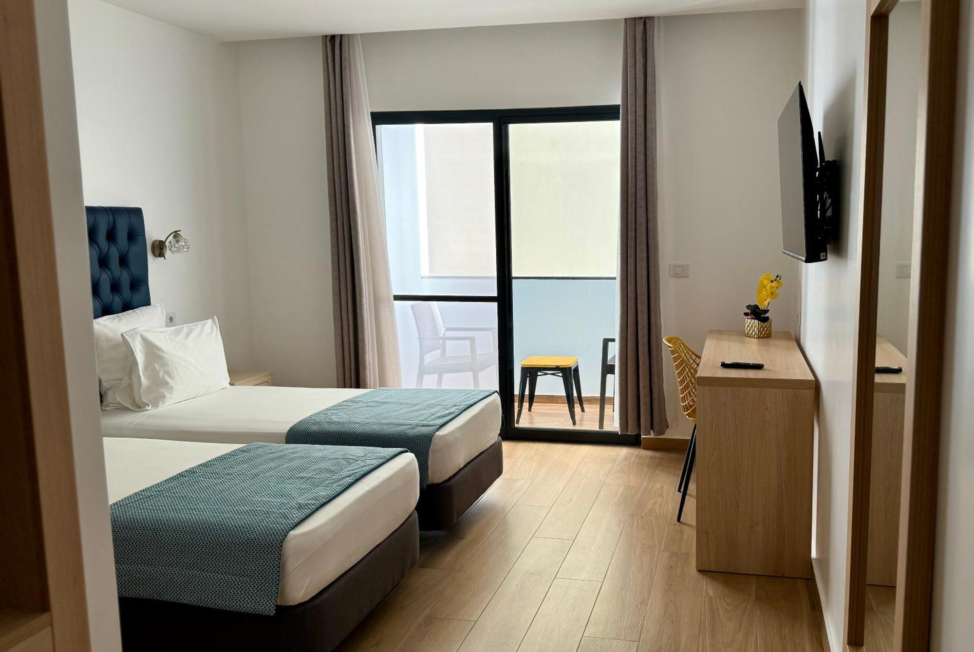 Hotel Blue Sky ทาร์ราฟาล ภายนอก รูปภาพ
