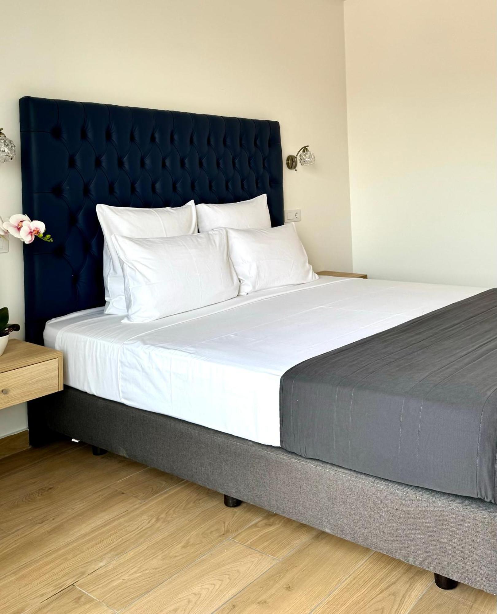 Hotel Blue Sky ทาร์ราฟาล ภายนอก รูปภาพ